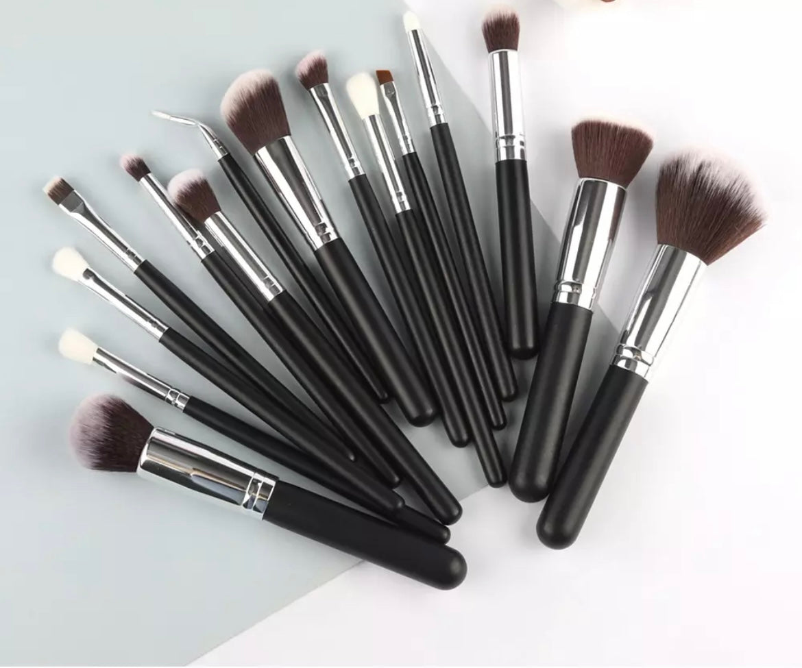 Proficient Blend 15 Piece Brush Set
