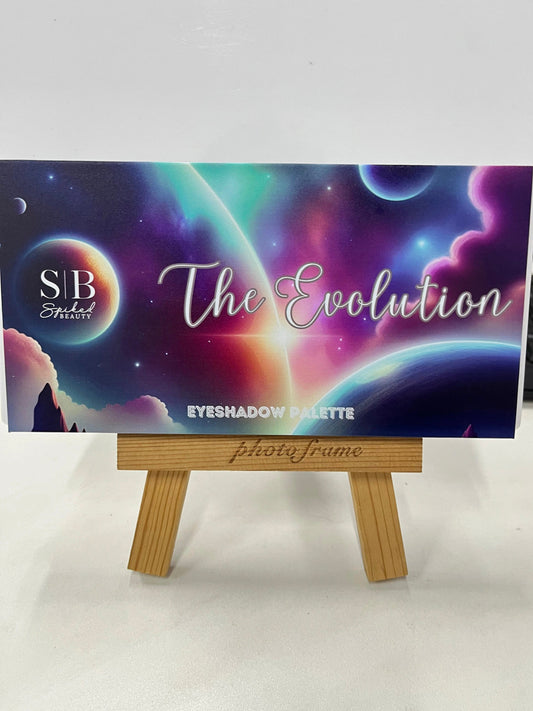 The Evolution Eyeshadow Palette